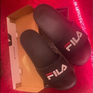 Fila sandals red black white size 9